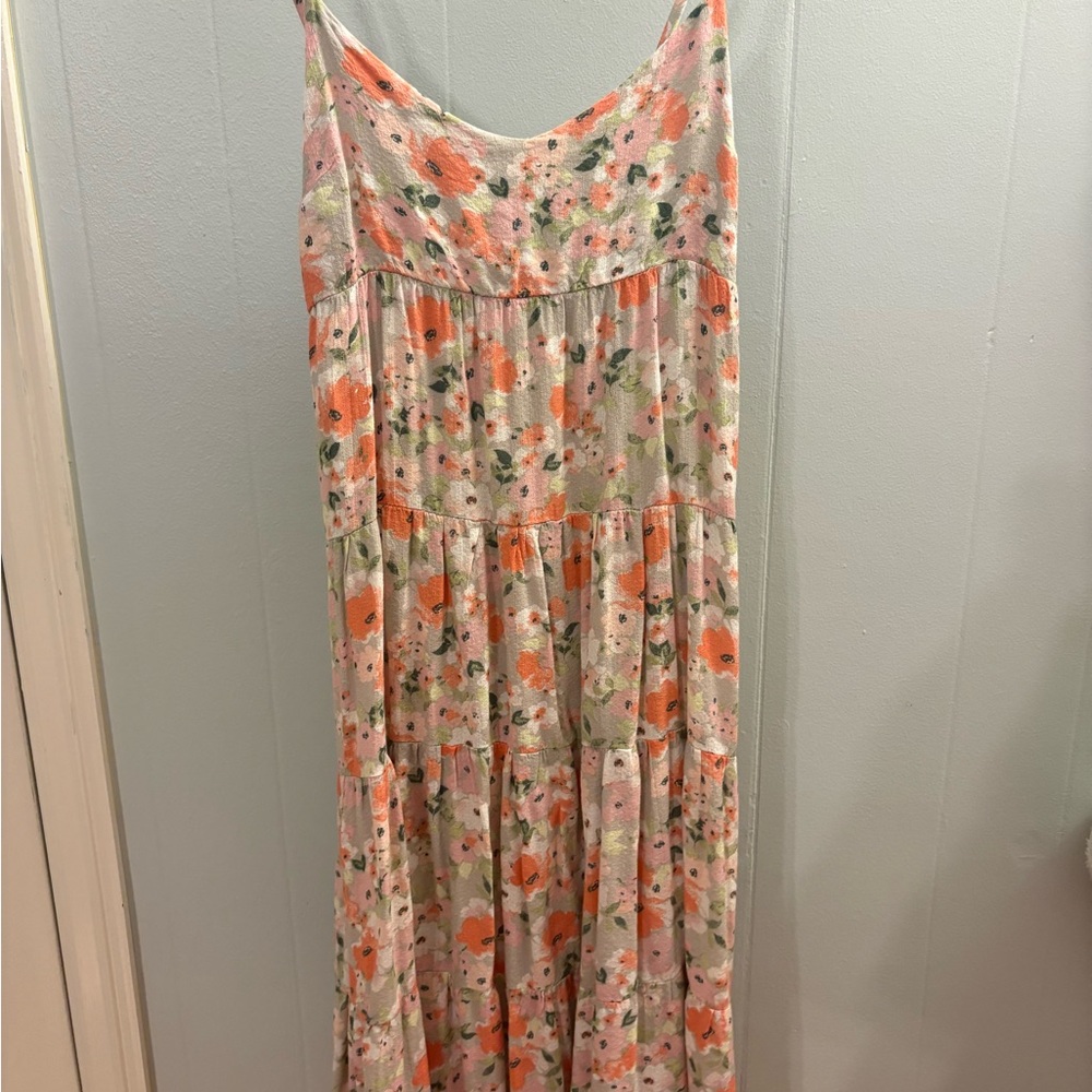 RSQ Floral Tiered Maxi Dress in Peach and Cream